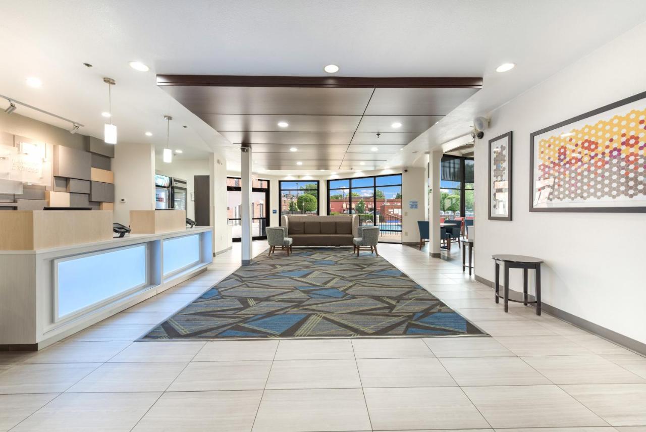 Holiday Inn Express - Columbus Downtown By Ihg Zewnętrze zdjęcie