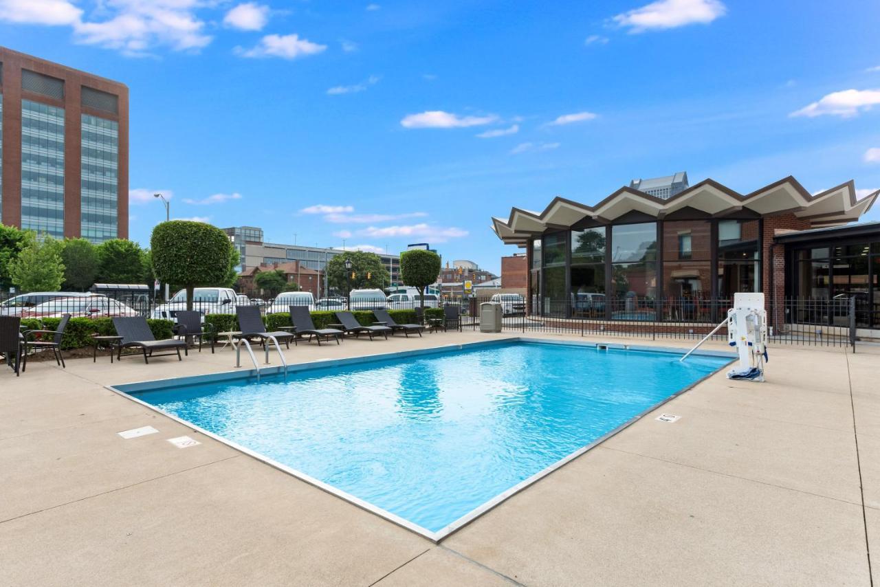 Holiday Inn Express - Columbus Downtown By Ihg Zewnętrze zdjęcie